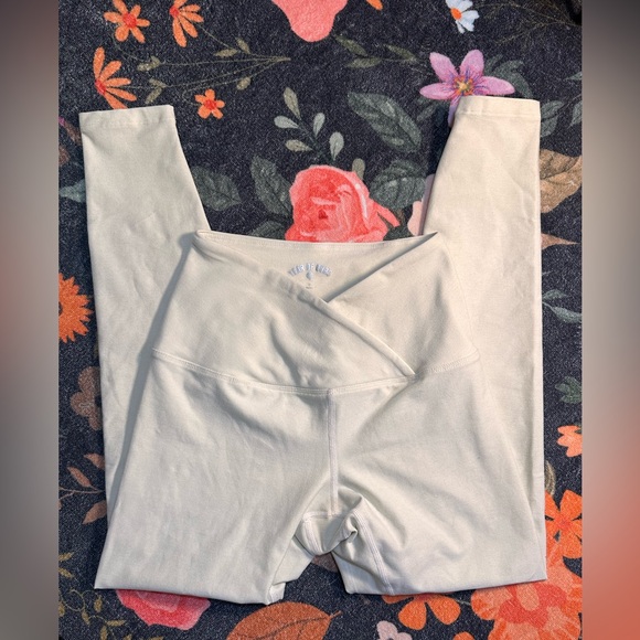 YEAR OF OURS Stretch Veronica Legging ivory cream yoga pants high waisted - Picture 4 of 7